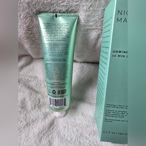 Sun + Moon Nice To Mask You 10 Min Clay Facial - Mint Green - Picture 6 of 6